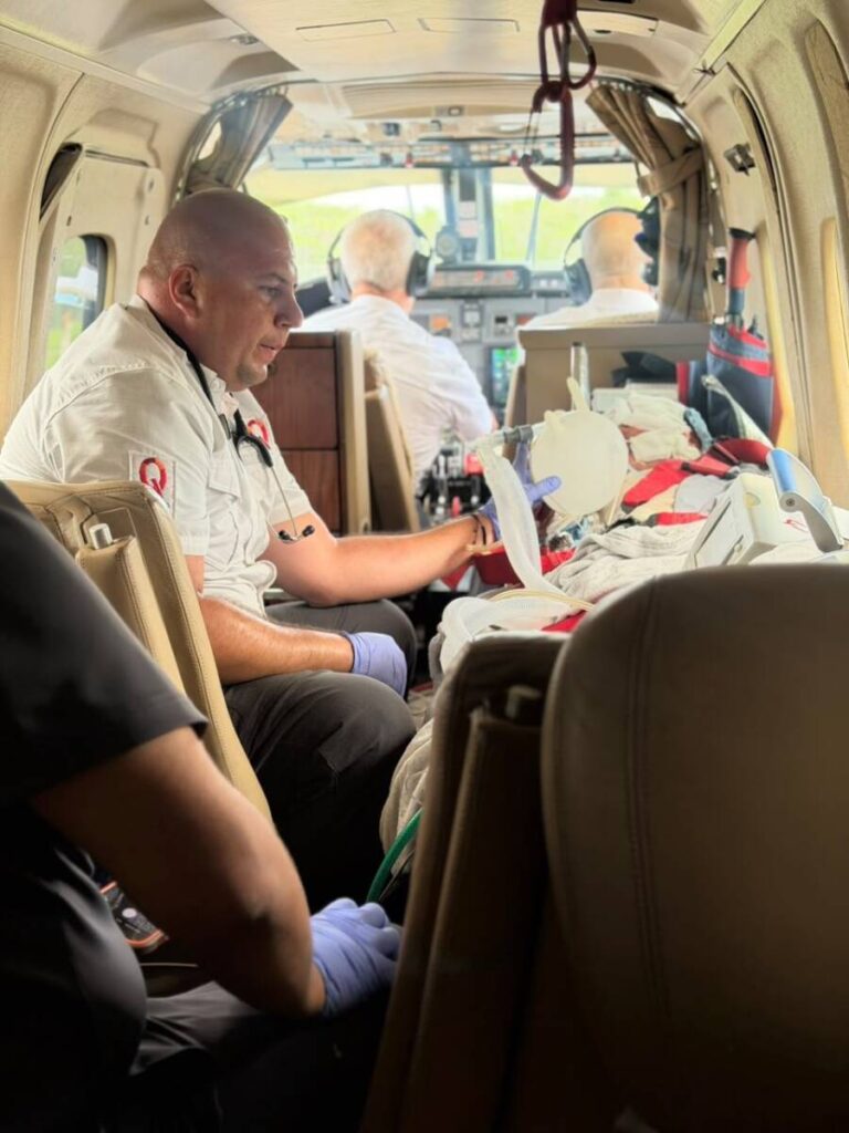 Aeronave del Gobierno de Oaxaca lleva a Kevin, de 7 años, a Texas por quemaduras