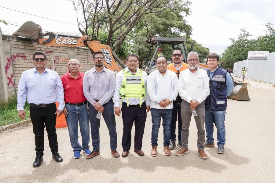 Arrancan obras de reposición de la barda perimetral de la UABJO