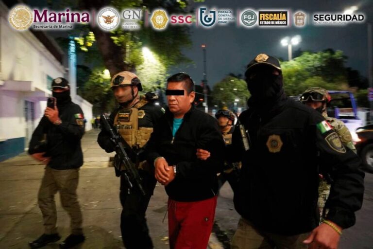 Recuperan cinco automóviles de alta gama y detienen a tres personas en la colonia Anzures